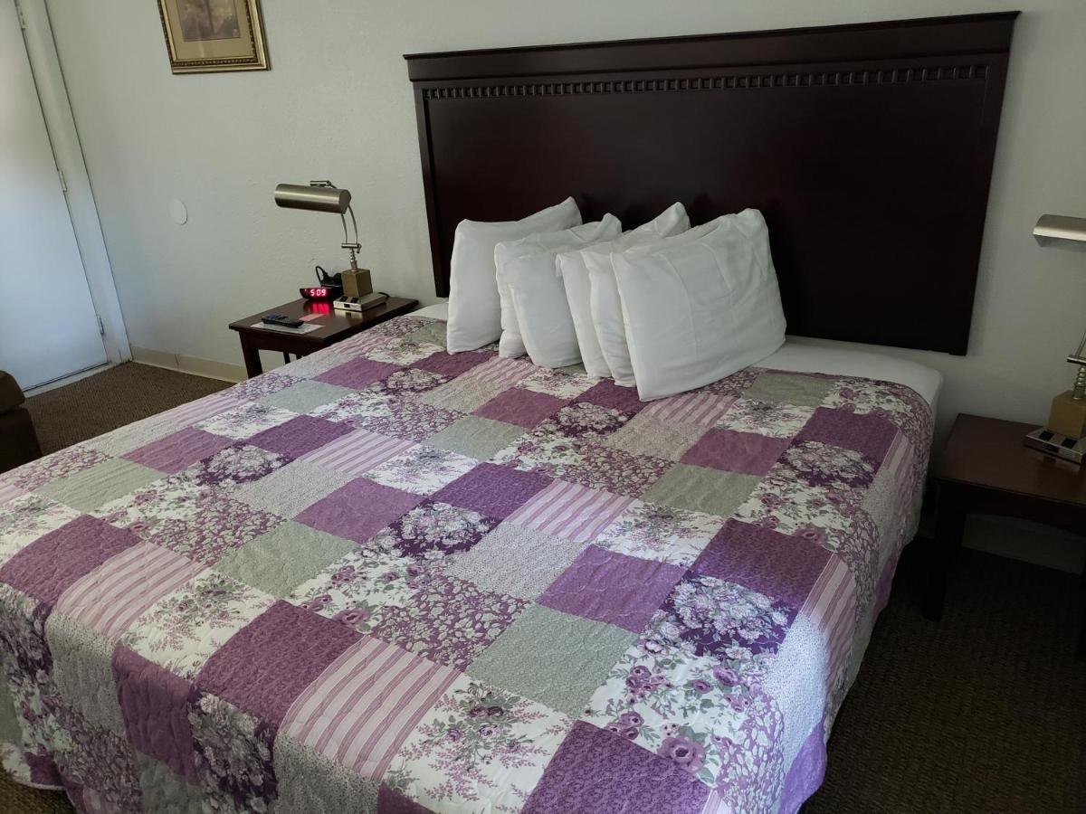 Autumn's Inn Roundup Bagian luar foto