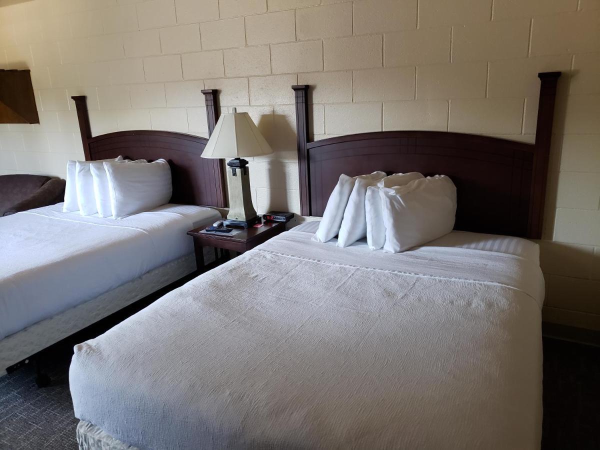 Autumn's Inn Roundup Bagian luar foto
